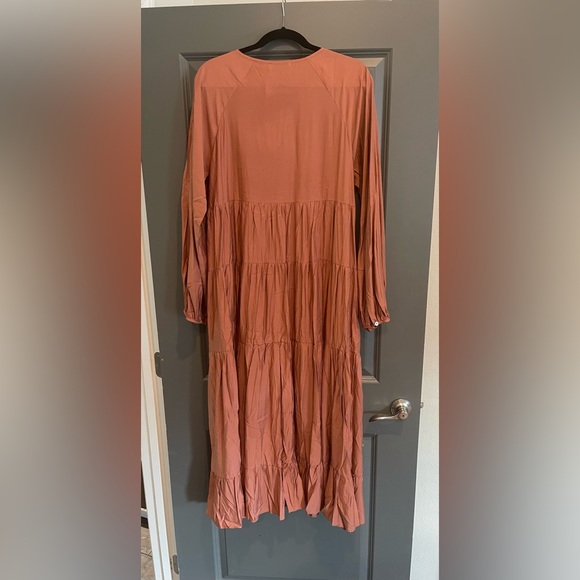 Petal And Pup Alte Dress - Brown - US Size 10 - Women’s Maxi Dress. - Picture 4 of 7